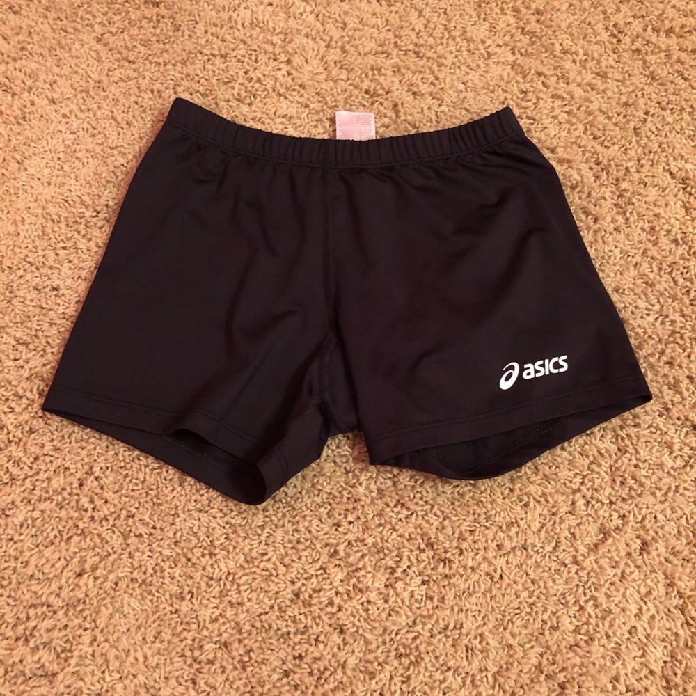 EUC Women’s ASICS volleyball shorts